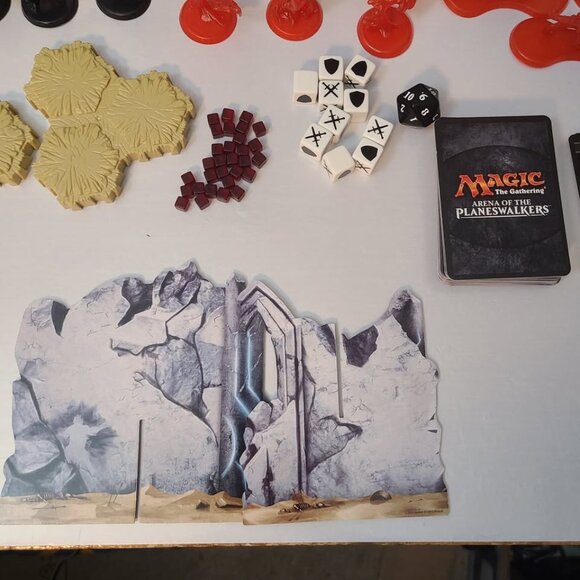 Magic The Gathering Arena of the Planeswalkers Tactical Board Game - Picture 5 of 9